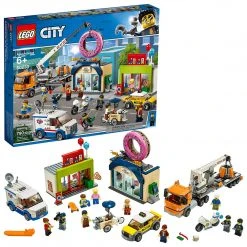Brick Pops Inc. LEGO City 60233 Donut Shop (790 Pieces) Building Kit