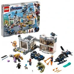 Brick Pops Inc. LEGO Marvel Avengers 76131 Compound Battle (699 Pieces) Building Kit