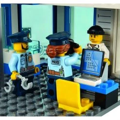 Brick Pops Inc. LEGO City 60141 Police Station (894 Pieces) Building Kit