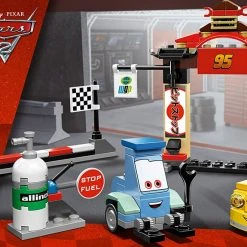 Brick Pops Inc. LEGO Cars 8206 Tokyo Pit Stop