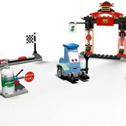 Brick Pops Inc. LEGO Cars 8206 Tokyo Pit Stop