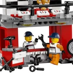 Brick Pops Inc. LEGO Speed Champions 75912 Porsche 911 GT Finish Line (551 Pieces) Building Kit