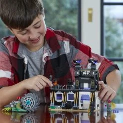 Brick Pops Inc. LEGO Marvel Super Heroes 76103 Corvus Glaive Thresher Attack (416 Piece) Building Kit