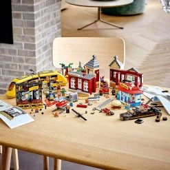 Brick Pops Inc. LEGO City 60271 Main Square (1517 Pieces) Building Kit New 2021