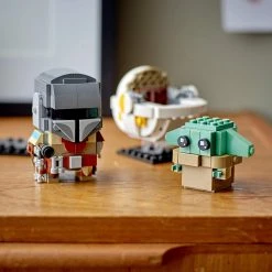 Brick Pops Inc. LEGO BrickHeadz Star Wars 75317 The Mandalorian & The Child (295 Pieces) Building Kit